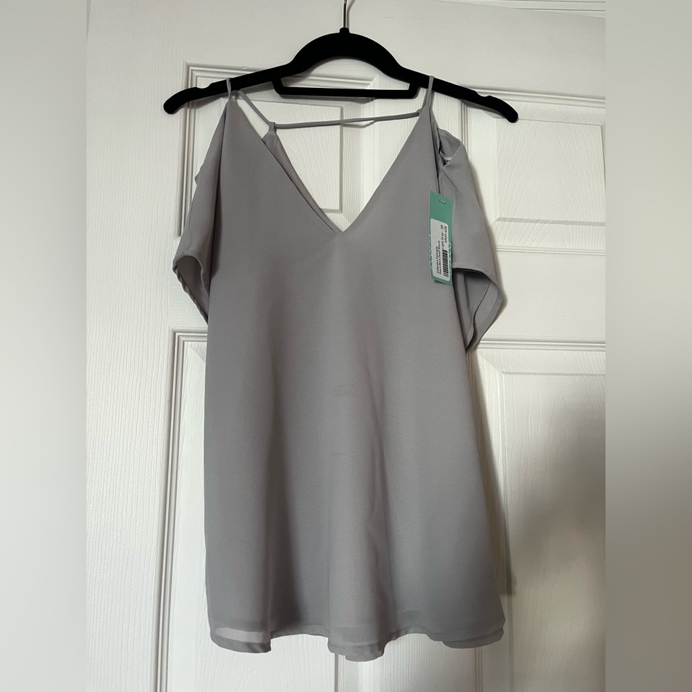 Collective Concepts Reeva Back Detail Blouse S Petite, Light Grey NWT